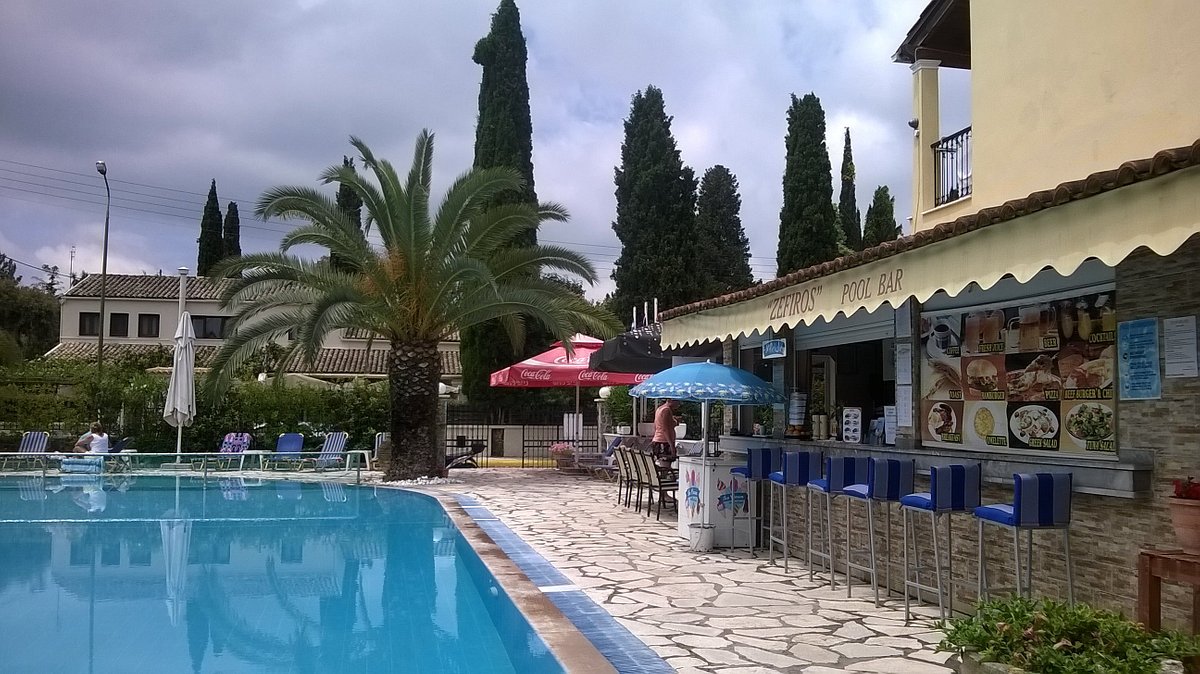 Zefiros Apartments 1